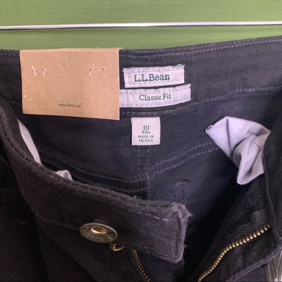 NWT black L.L. Bean jeans 10 Classic fit - Picture 3 of 5